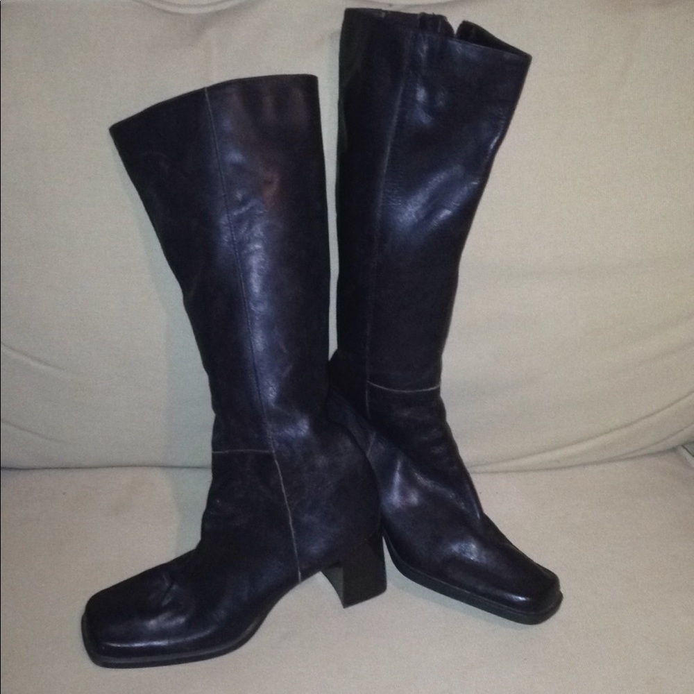 Nine West brown leather riding boots